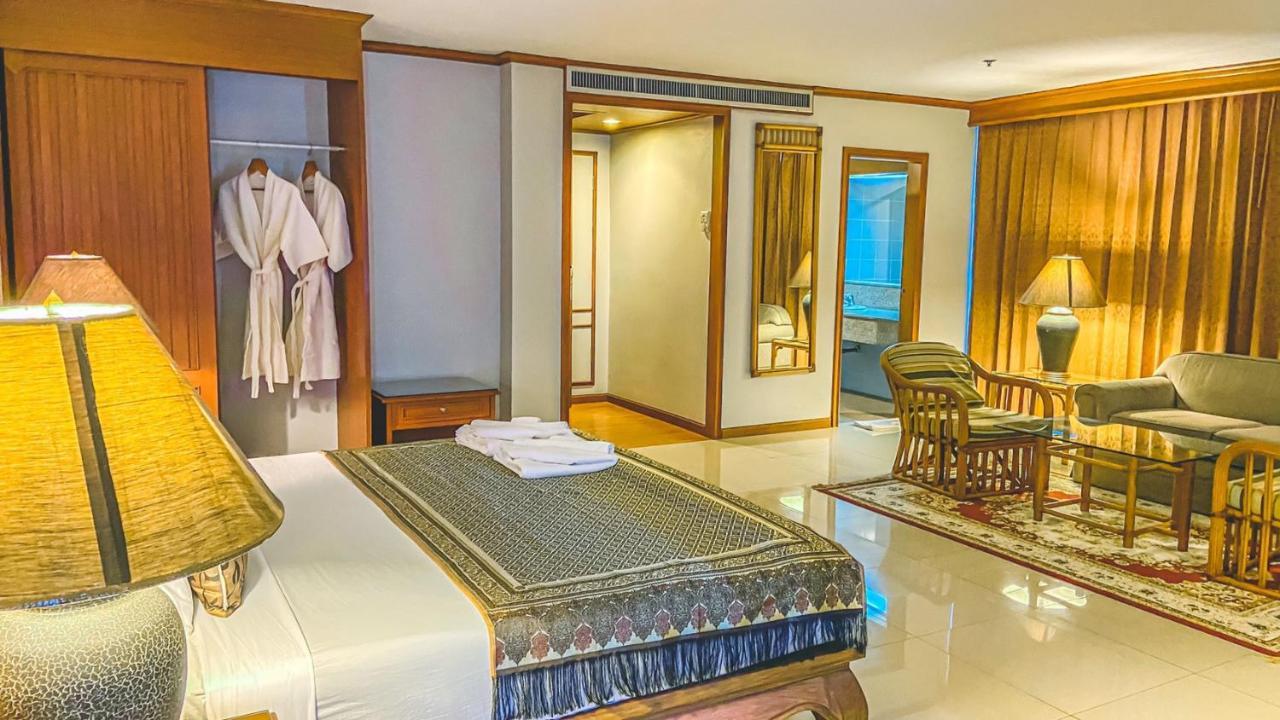 K Park Grand होटल Surat Thani